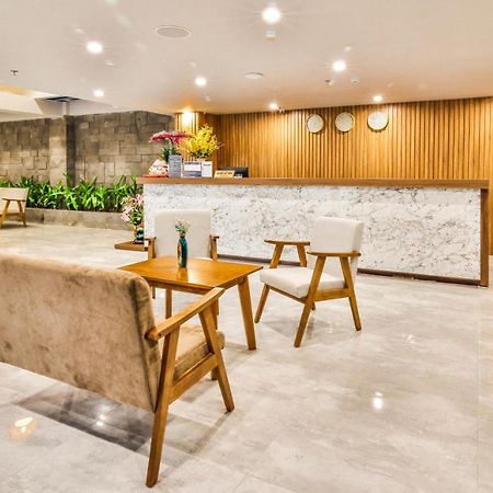 Grand Lee Hotel Thành Pho Ho Chí Minh Esterno foto
